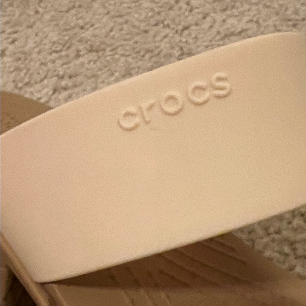 Cream Crocs - Picture 4 of 4